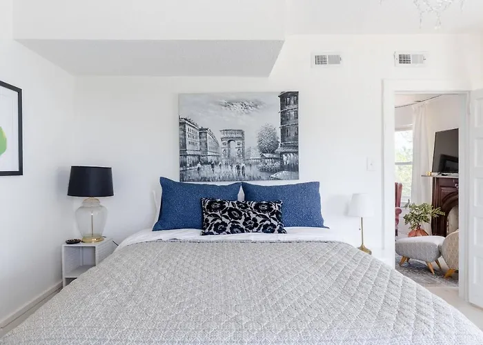 Boutique Apartment In 1905 Victorian Home - Plaza - Westport