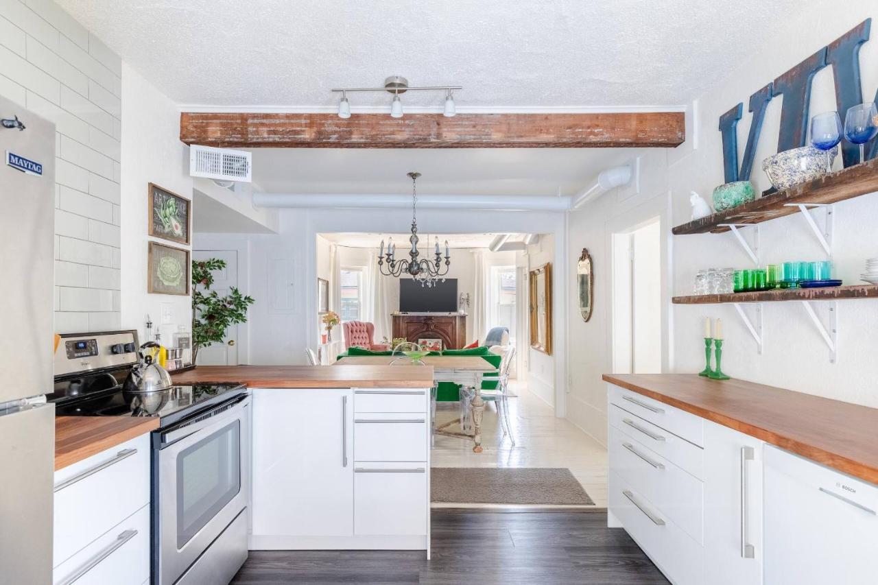Boutique In 1905 Victorian - Plaza - Westport Appartement